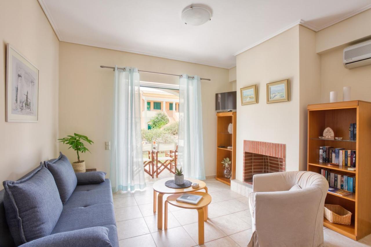 בארבאטי Dimeli Junior Apartment At The Beach מראה חיצוני תמונה