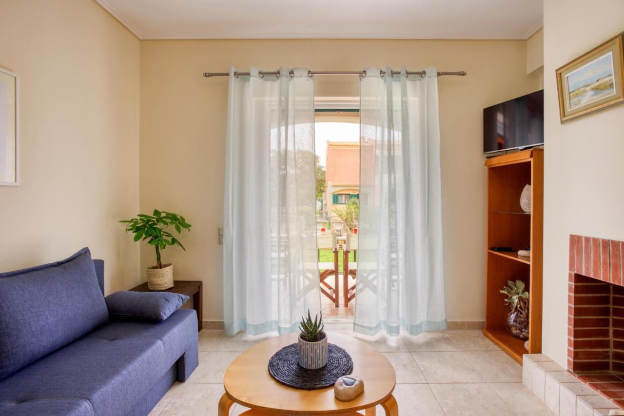 בארבאטי Dimeli Junior Apartment At The Beach מראה חיצוני תמונה